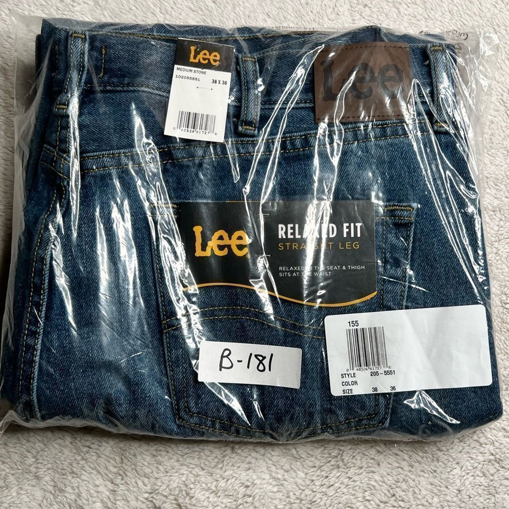 Lee Men's Relaxed Fit Straight Leg Jean in Medium Stone, 38 x 36. NWT! - Picture 9 of 10